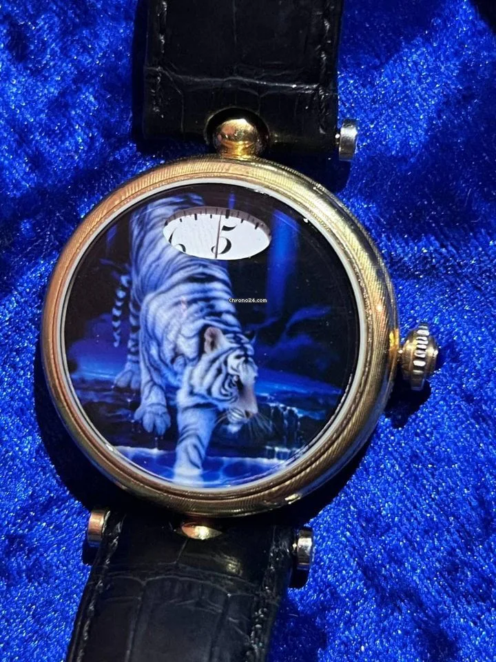 Angular Momentum Tiger in moon light Damascus